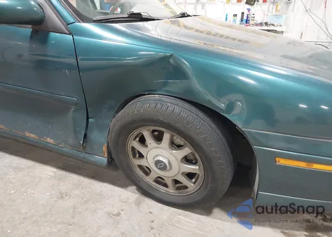 1998 Chevrolet Malibu Ls z USA, uszkodzony, nr VIN 1G1NE52M3WY139241